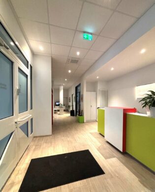 Moderne Büro- /Praxisräume in der Königstraße Hannover - Zentrum - Teilbar - Eingangsbereich EG